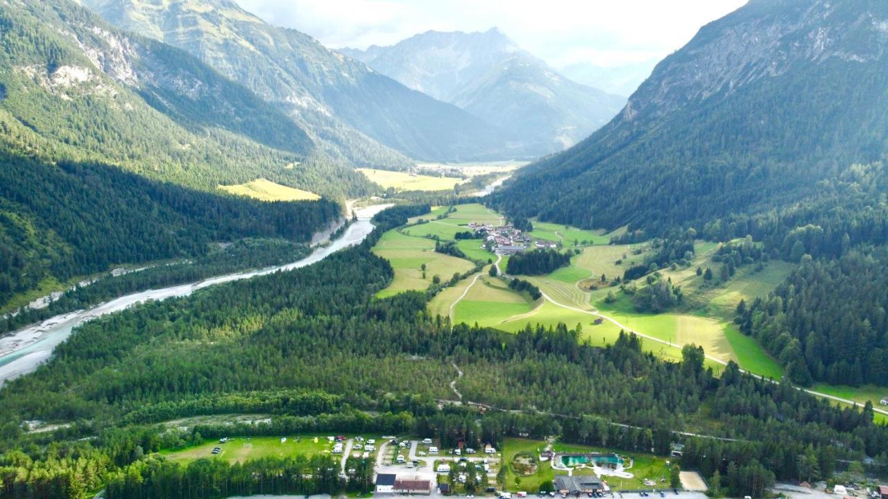 Camping Lechtal Vorderhornbach Ngoại thất bức ảnh